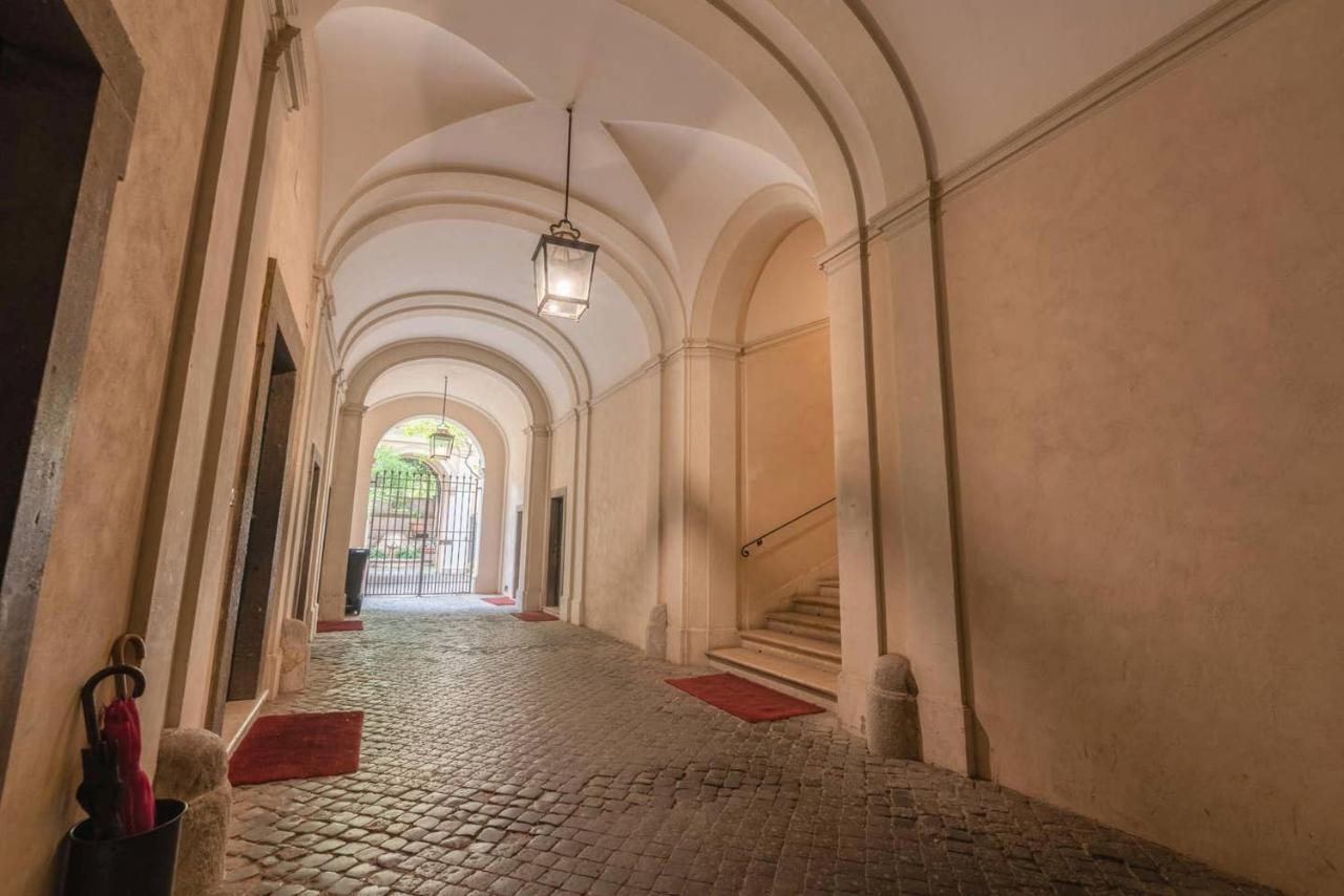 Palazzo Pamphili Lecca Di Guevara روما المظهر الخارجي الصورة